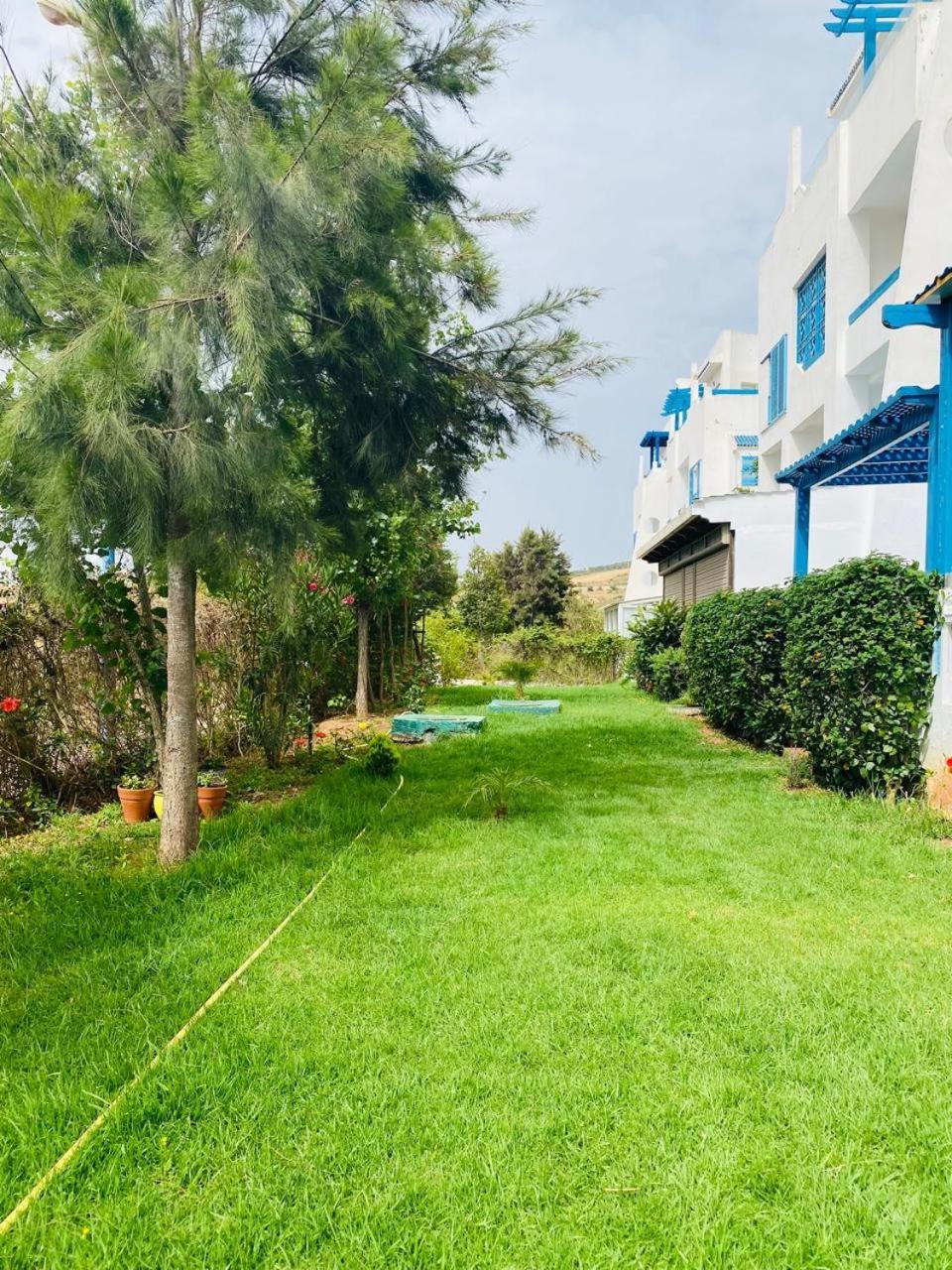 Smir Park Villa Tetouan Bagian luar foto