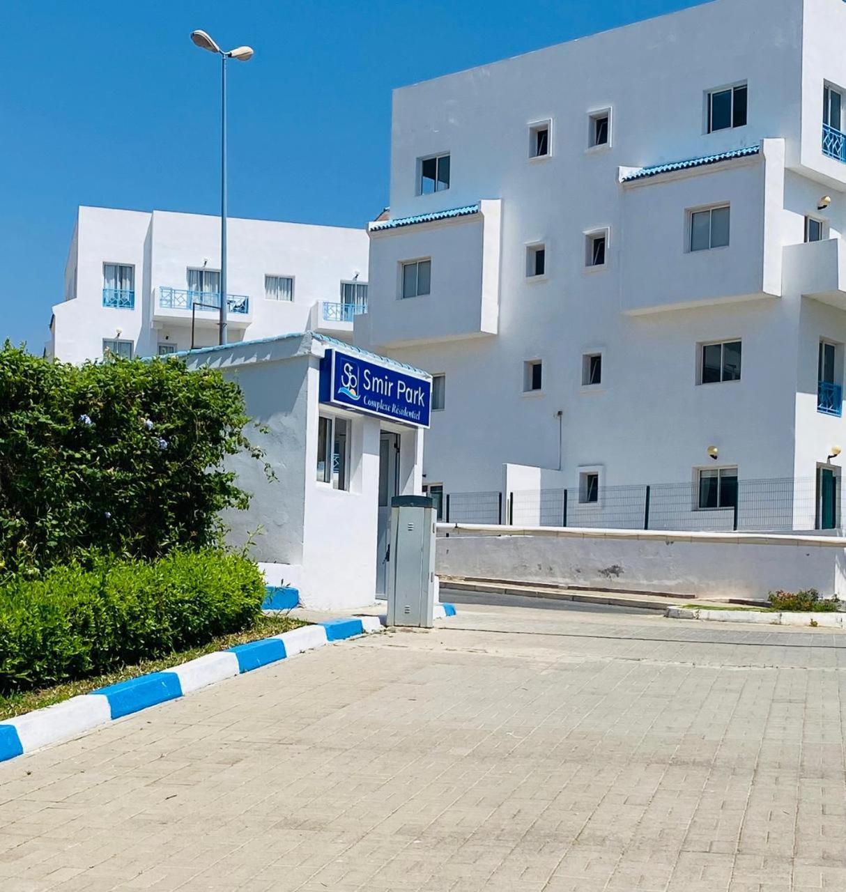 Smir Park Villa Tetouan Bagian luar foto